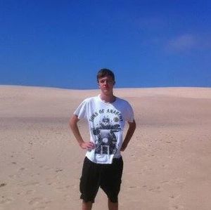 Meet your Posher, Devin